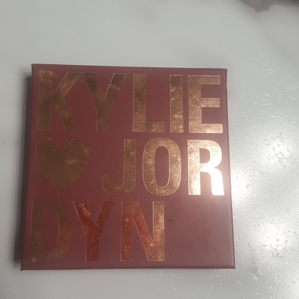 Kylie jordyn highlighter quad